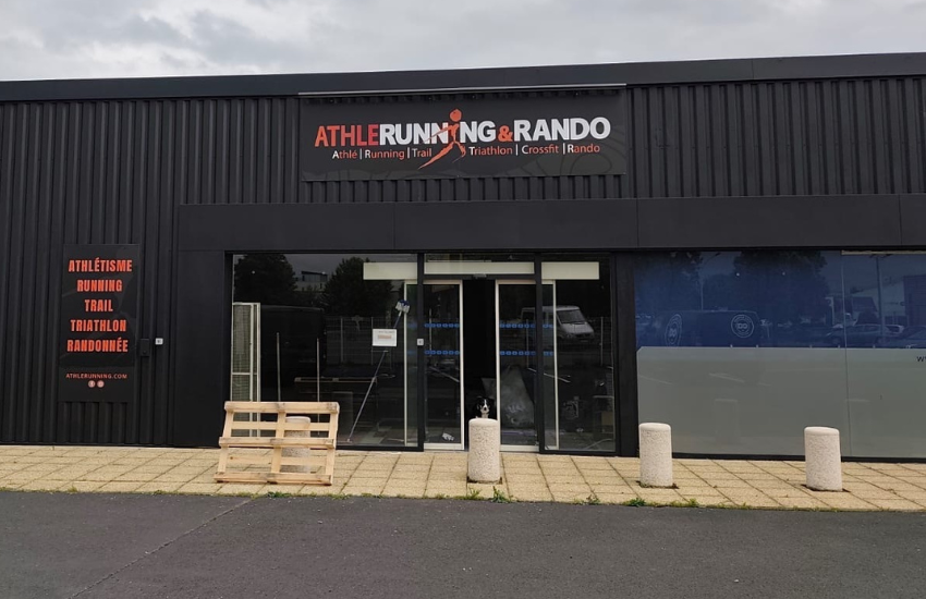 Image d'un panneau enseigne