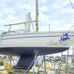 Photo d'un bateau avec personnalisation sticker